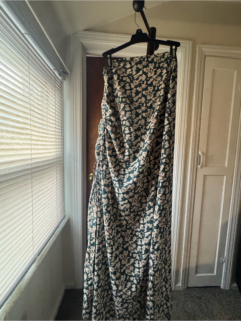 Maxi Floral Print Skirt in Green and Cream